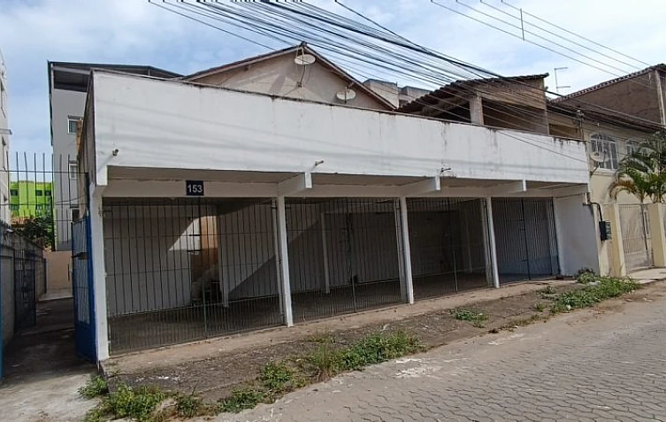 Casa Duplex - Venda no bairro Jardim Maily - Pi�ma